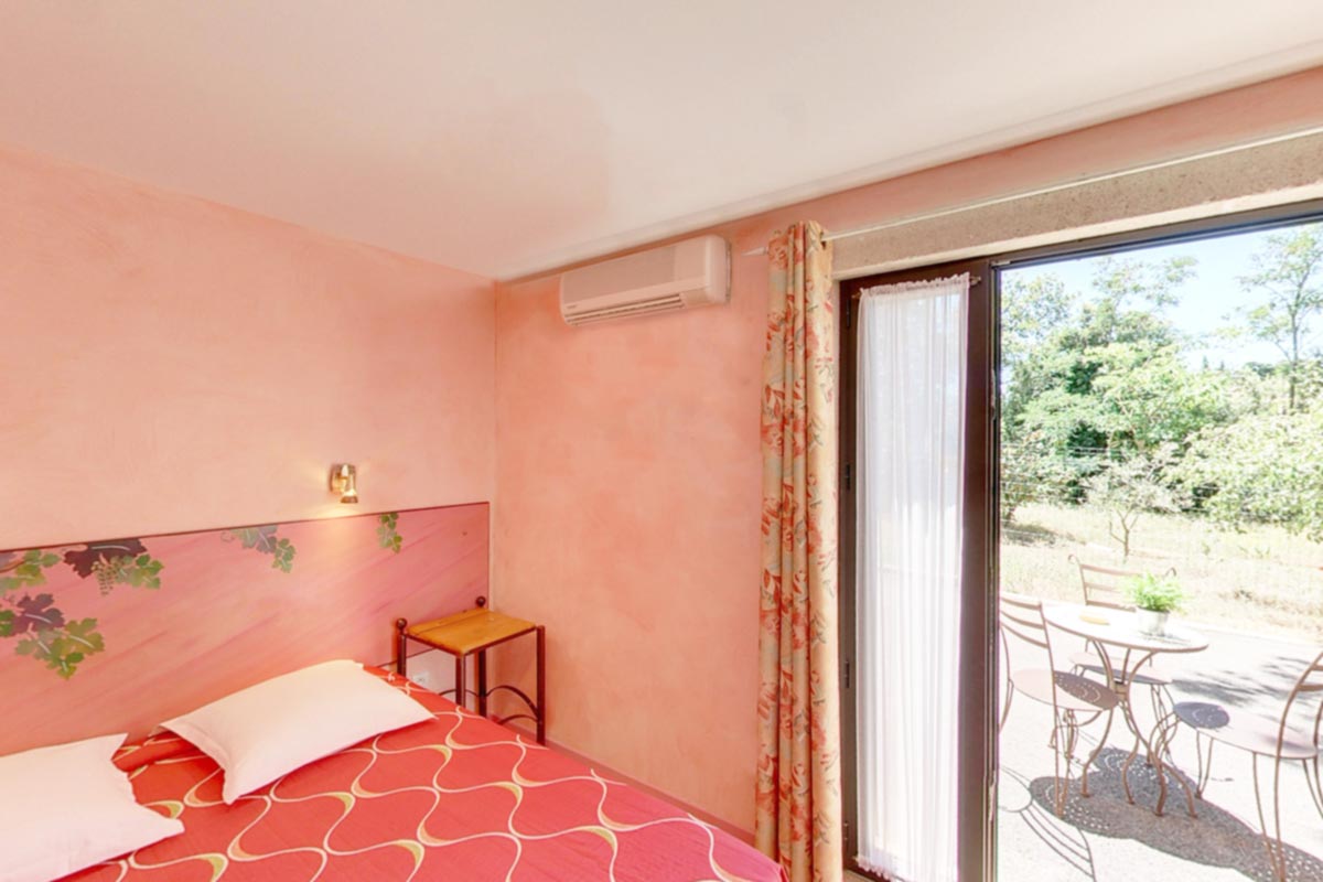 Hôtel Du Mas Hôtel 3 à Vinassan Proche De Narbonne