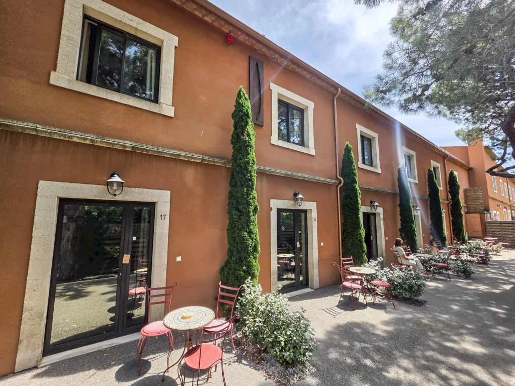 Hôtel du mas exterieur