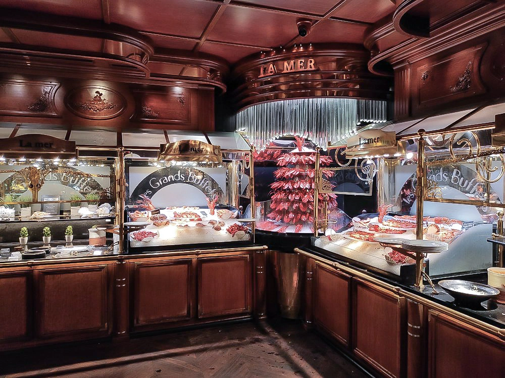 Les Grands Buffets proche hotel du mas à 10 min en voiture